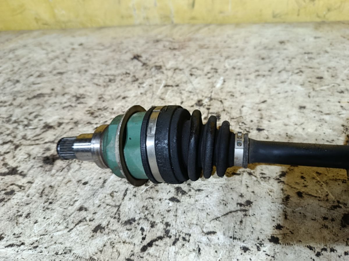 Привод на Daihatsu Move LA100S KF-VE Фото 4