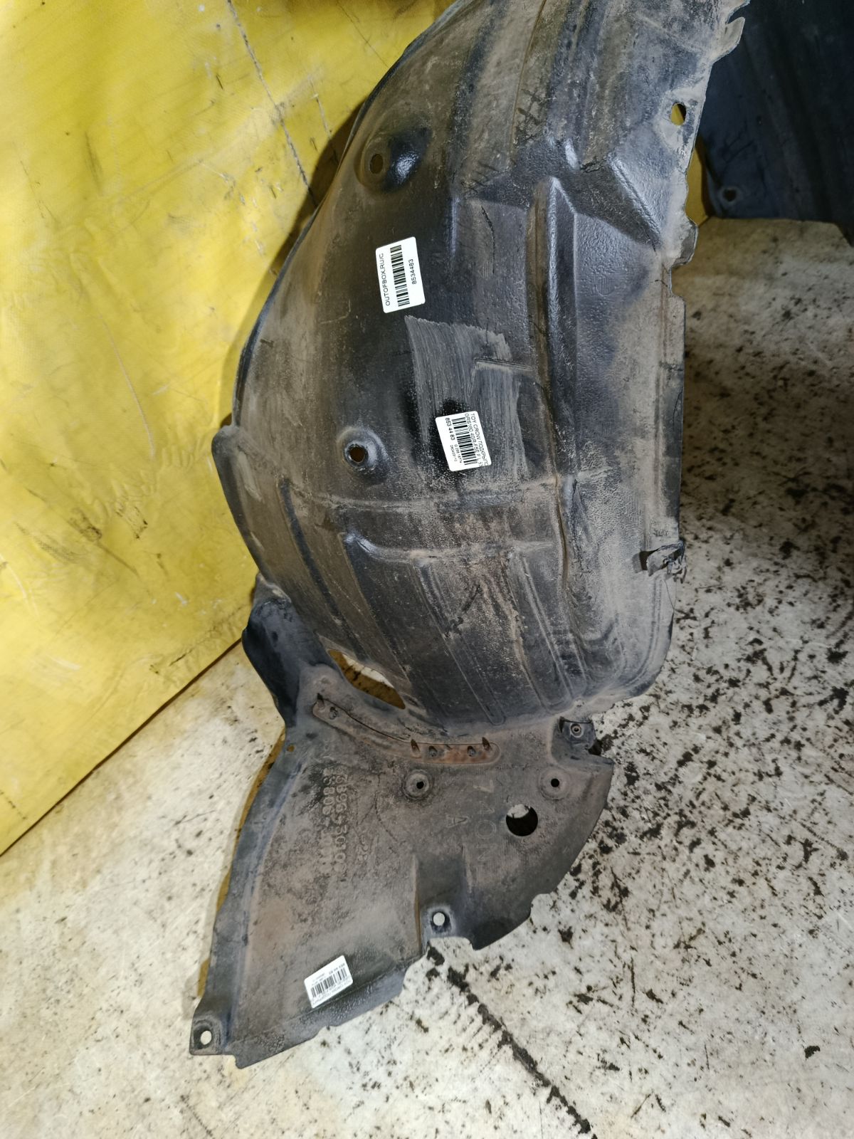 Подкрылок 53806-30070 на Toyota Crown GRS180 4GR-FSE Фото 2