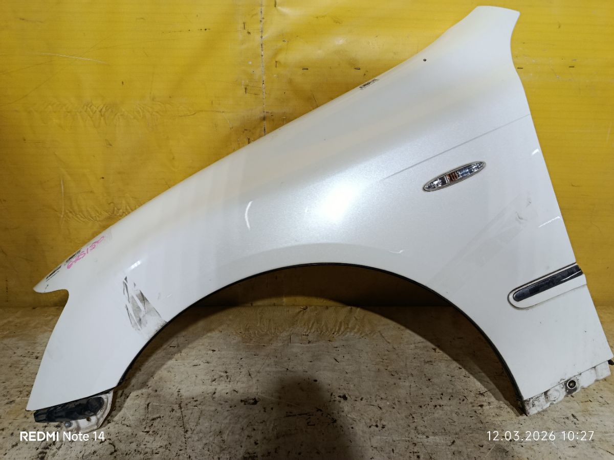 Крыло переднее на Toyota Crown GRS180 Фото 2