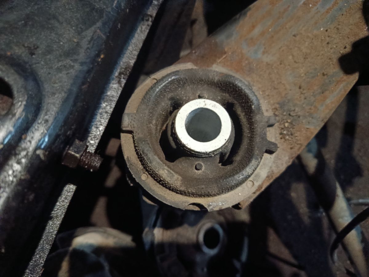 Балка подвески 51206-30080 на Toyota Crown GRS180 4GR-FSE Фото 7