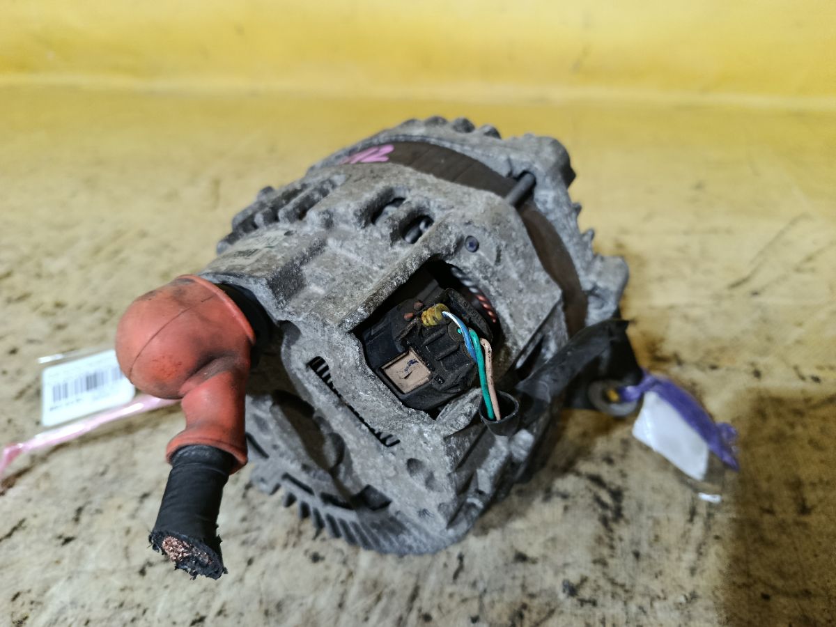 Генератор 23100-1HZ1A на Nissan Note E12 HR12DE Фото 3