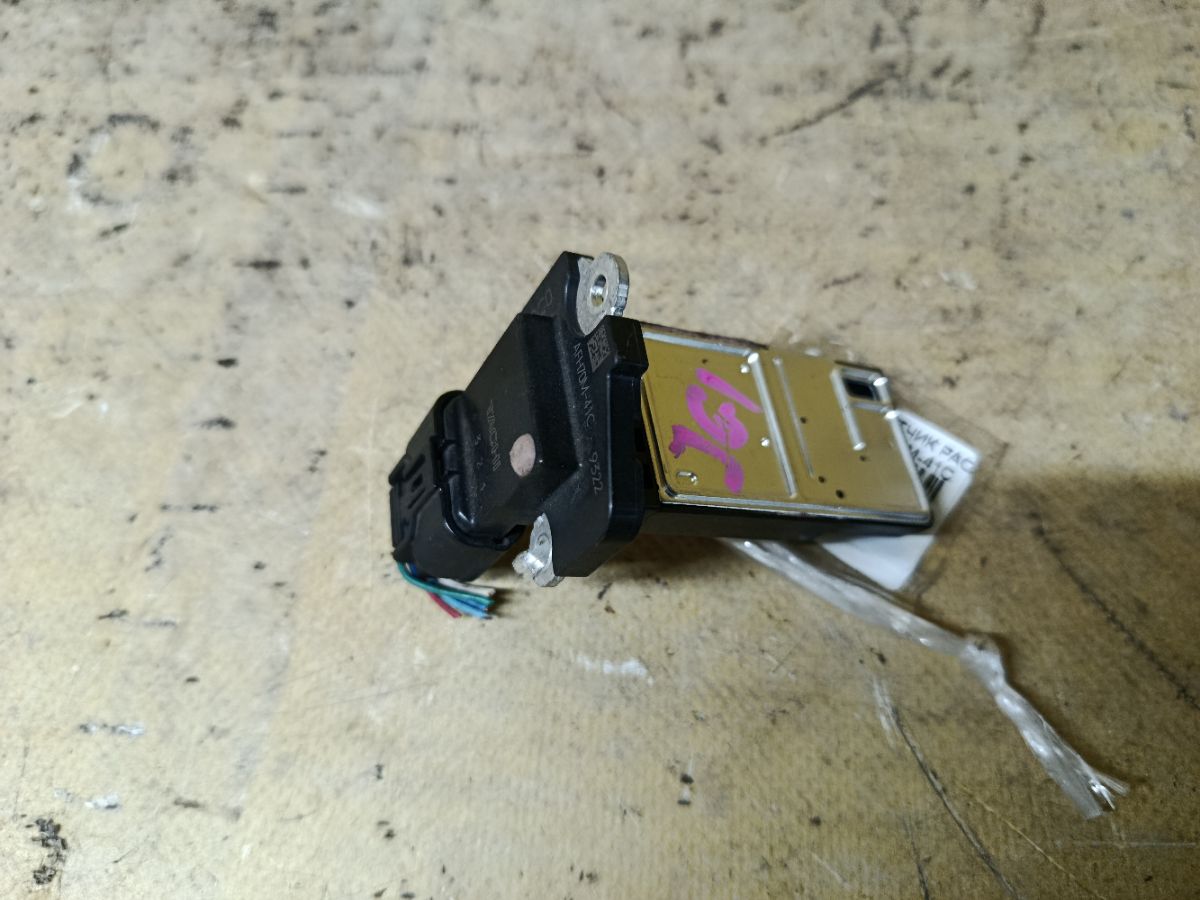 Датчик расхода воздуха на Honda N-One JG1 S07A Фото 3