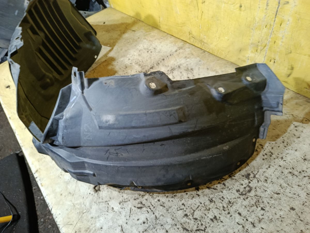 Подкрылок на Mazda Axela BL5FW Фото 5