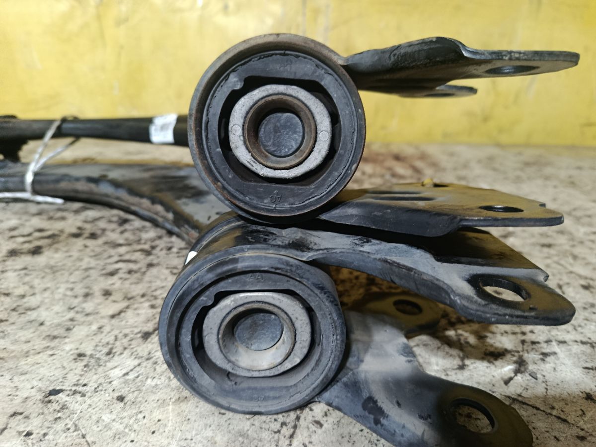 Рычаг на Mazda Axela BL5FW ZY-VE Фото 5