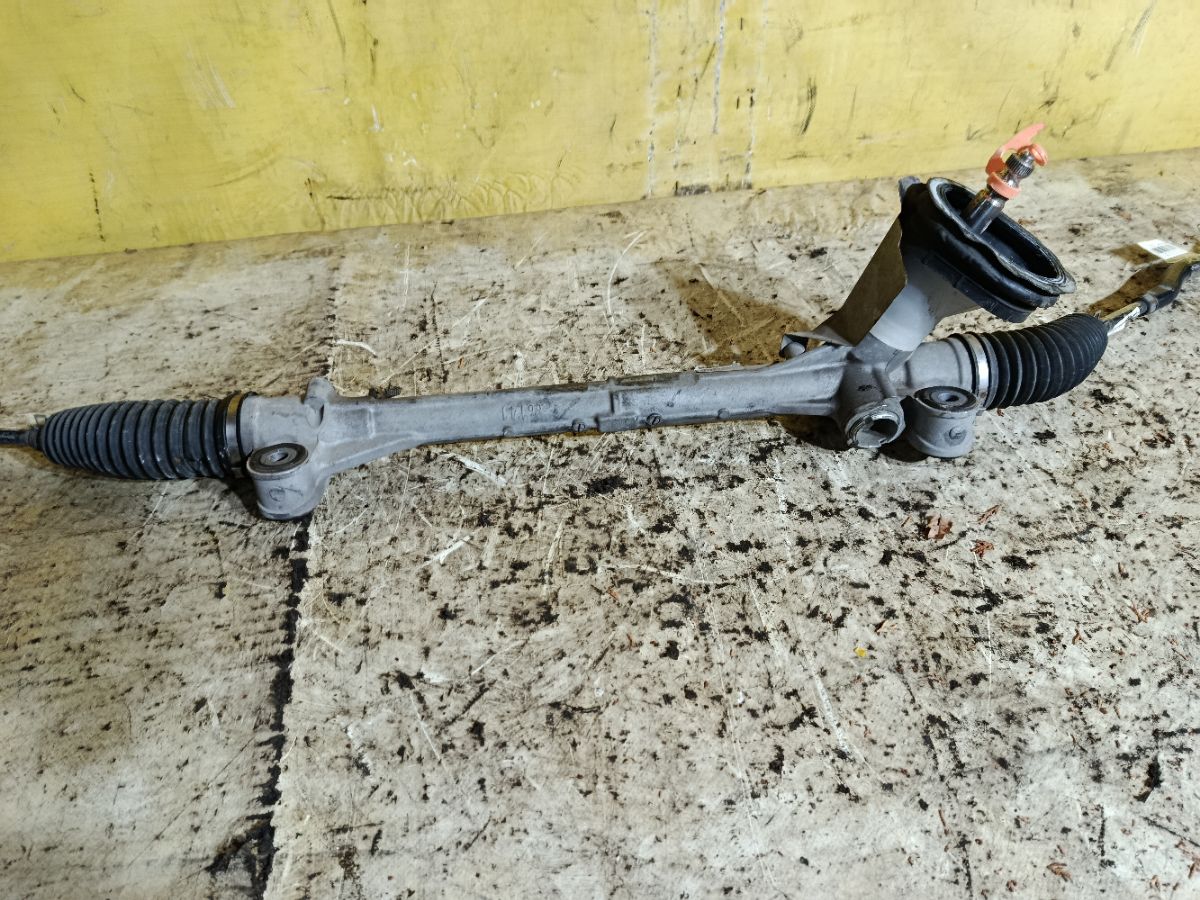 Рулевая рейка 48001-3VA0A на Nissan Note E12 HR12DDR Фото 6