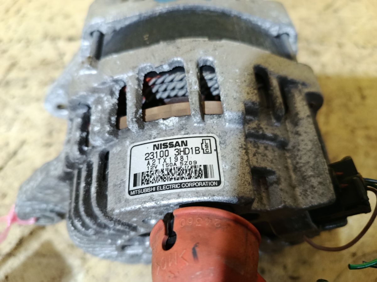 Генератор 23100-3HD1B на Nissan Note E12 HR12DDR Фото 5