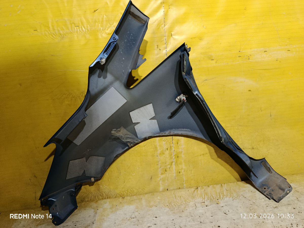 Крыло переднее на Nissan Note E12 Фото 7