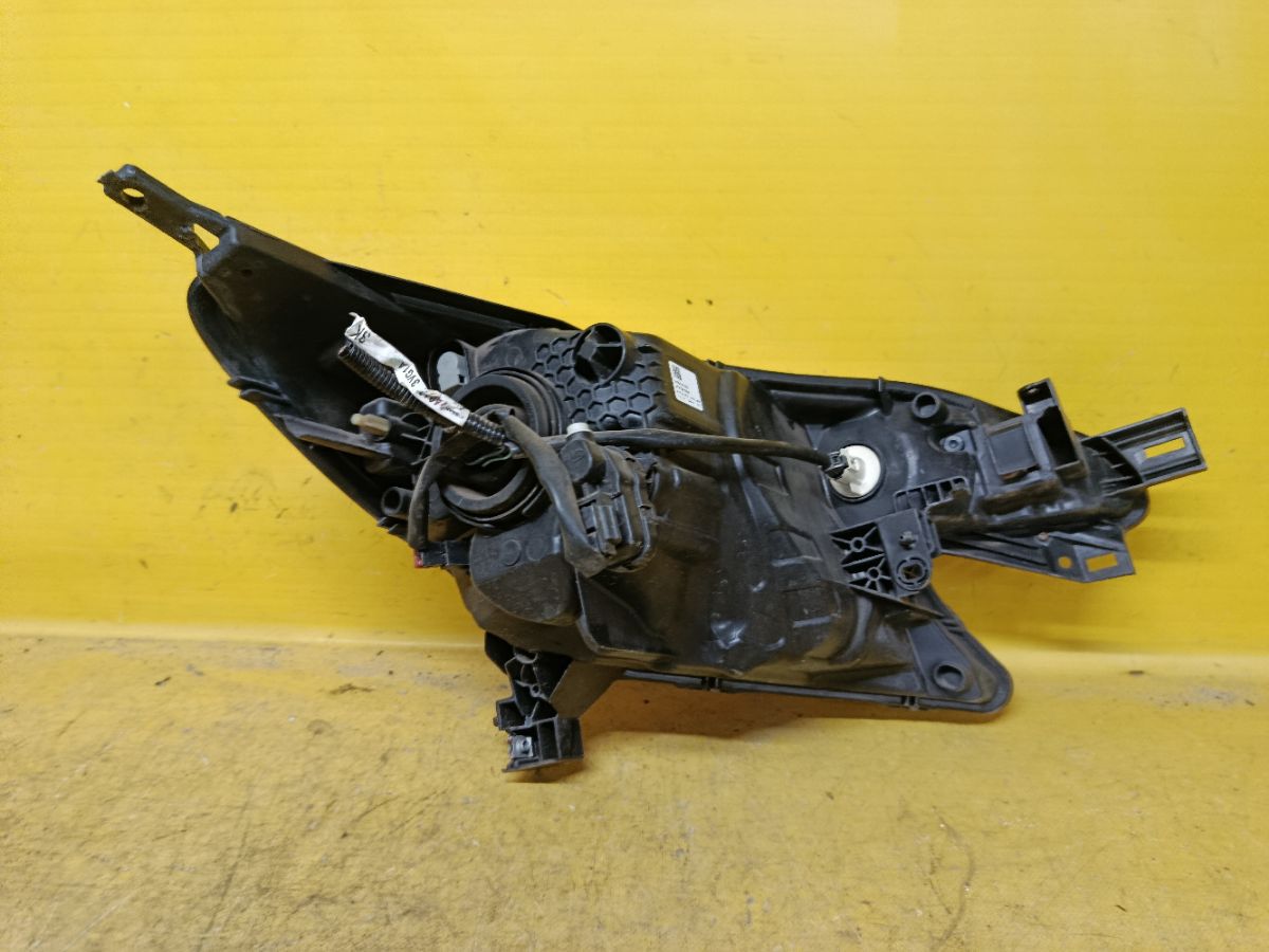 Фара 1868 1868, на Nissan Note E12 Фото 5