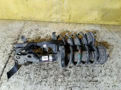 Стойка амортизатора на Honda Stepwgn RK5 R20A Фото 3