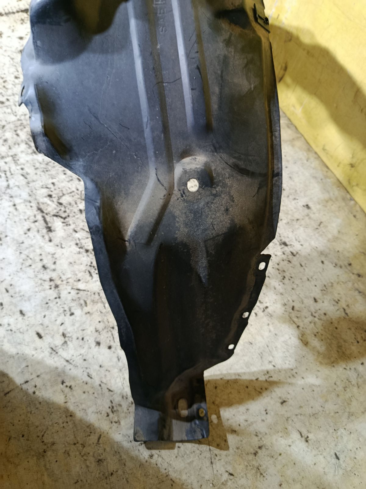 Подкрылок на Nissan Sunny FB15 QG15DE Фото 4