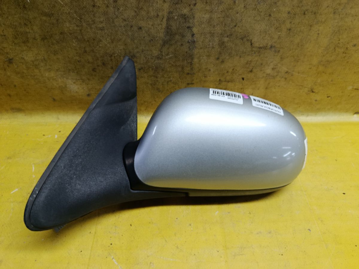 Зеркало двери боковой на Nissan Sunny FB15 Фото 4