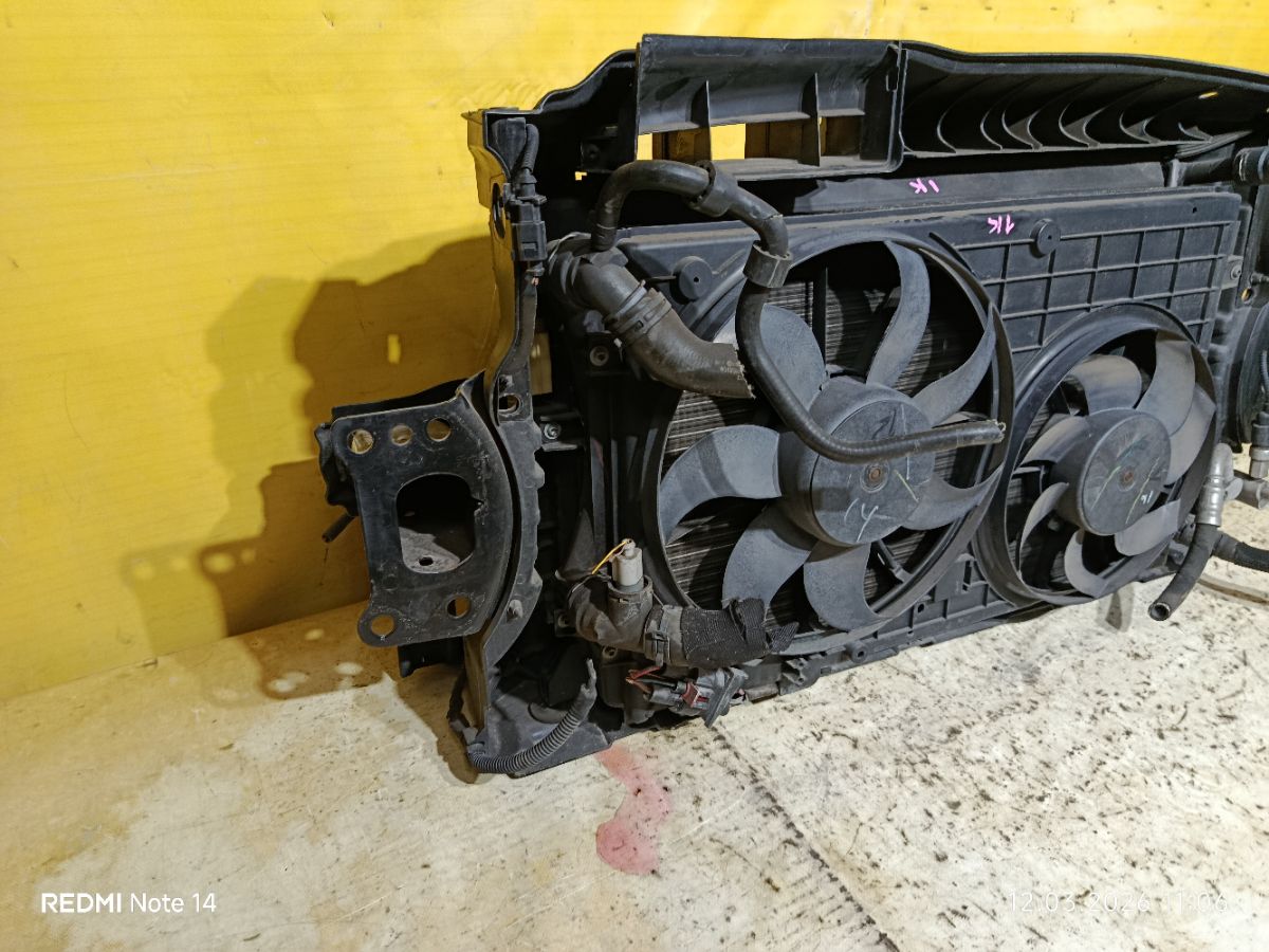 Телевизор на Volkswagen Golf V 1K Фото 10