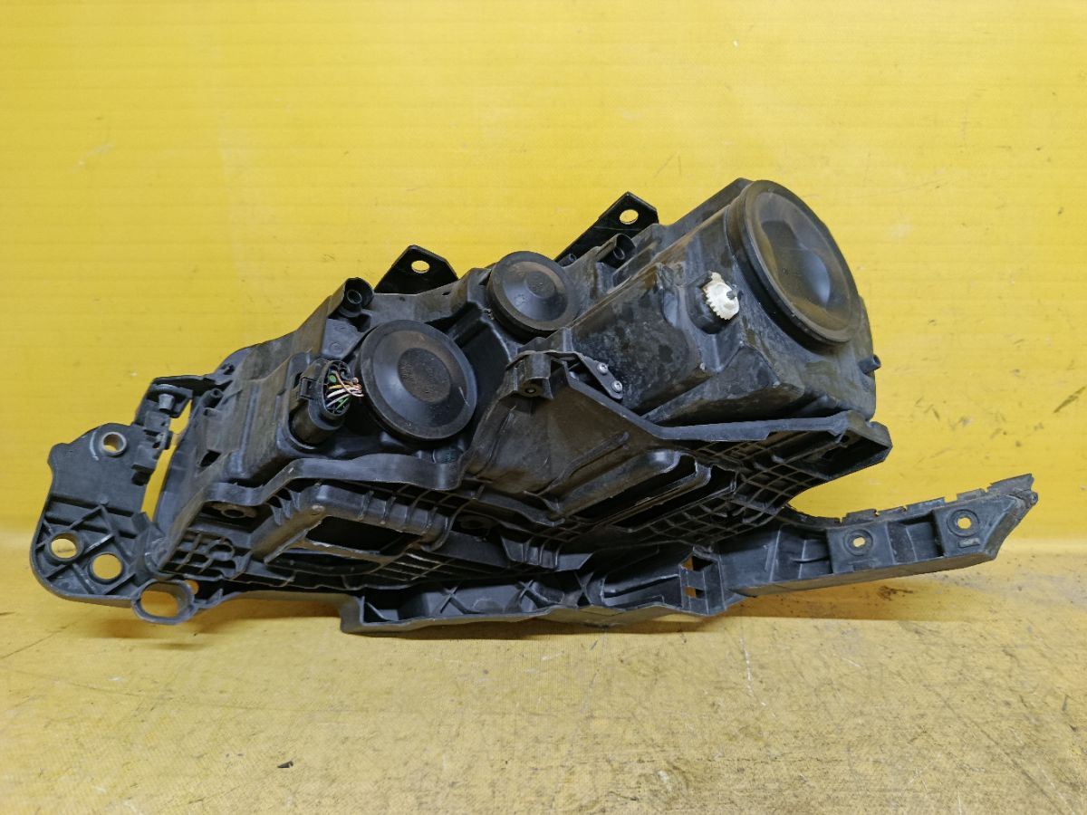 Фара 1K9807572D на Volkswagen Golf Vi 5K Фото 5