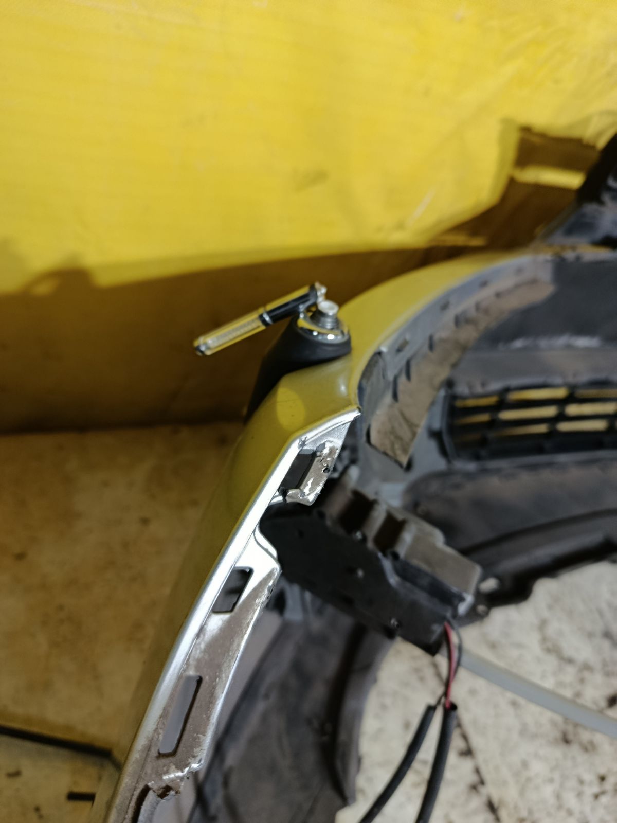 Бампер 1K9807221 на Volkswagen Golf V 1K Фото 14