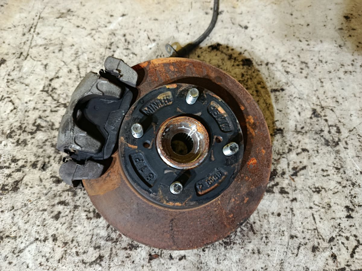 Ступица на Suzuki Solio MA26S K12C Фото 3