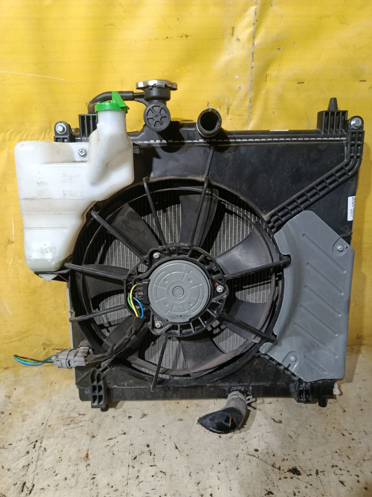 Радиатор ДВС на Suzuki Solio MA26S K12C Фото 4