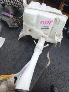 Бачок омывателя 85315-68020 на Toyota Wish ZGE20G Фото 2