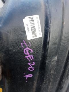 Подкрылок 53875-68020 на Toyota Wish ZGE20G 2ZR-FAE Фото 5