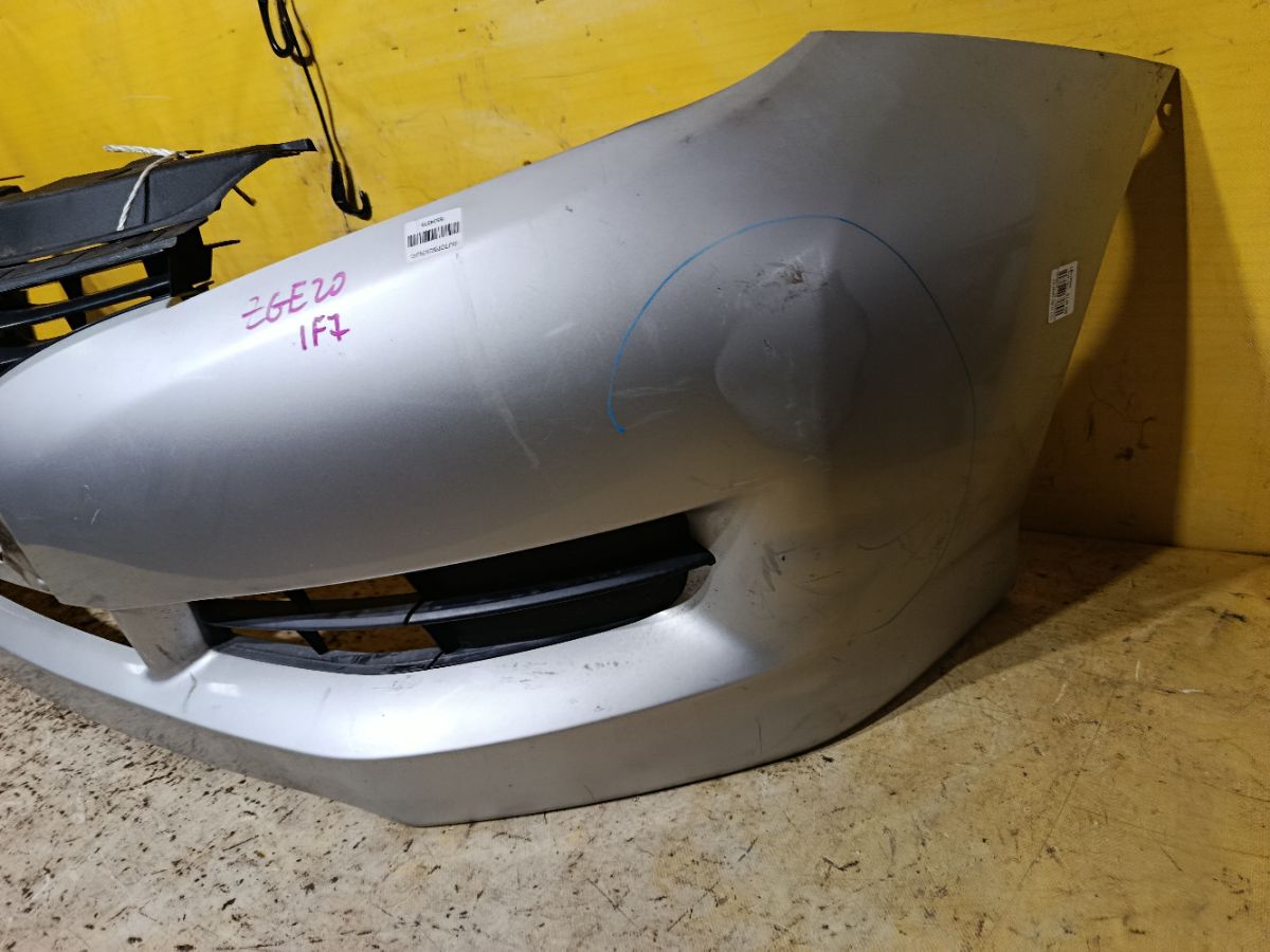 Бампер 52119-68090 на Toyota Wish ZGE20G Фото 3
