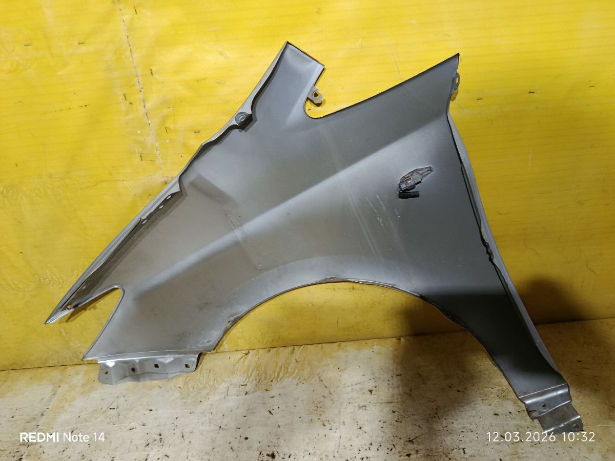 Крыло переднее на Toyota Wish ZGE20G Фото 9