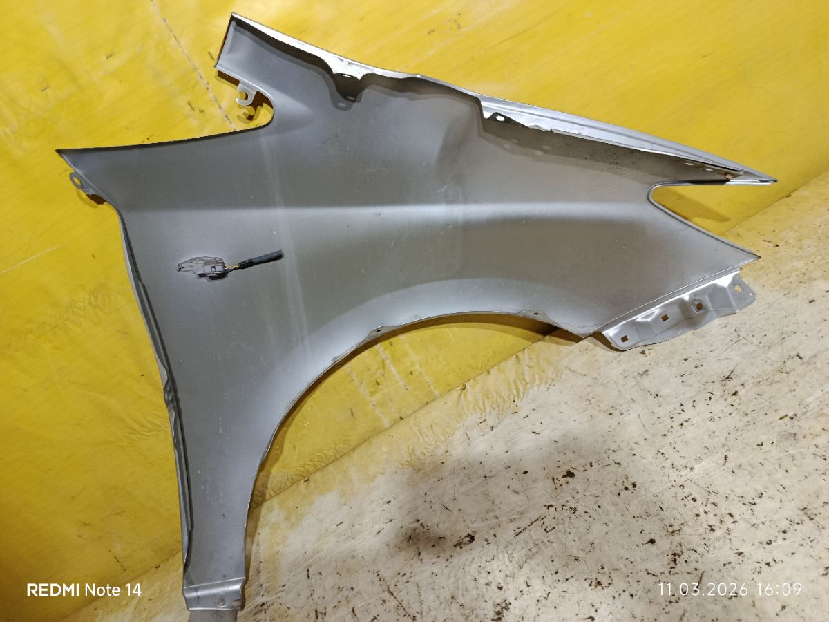 Крыло переднее на Toyota Wish ZGE20G Фото 7