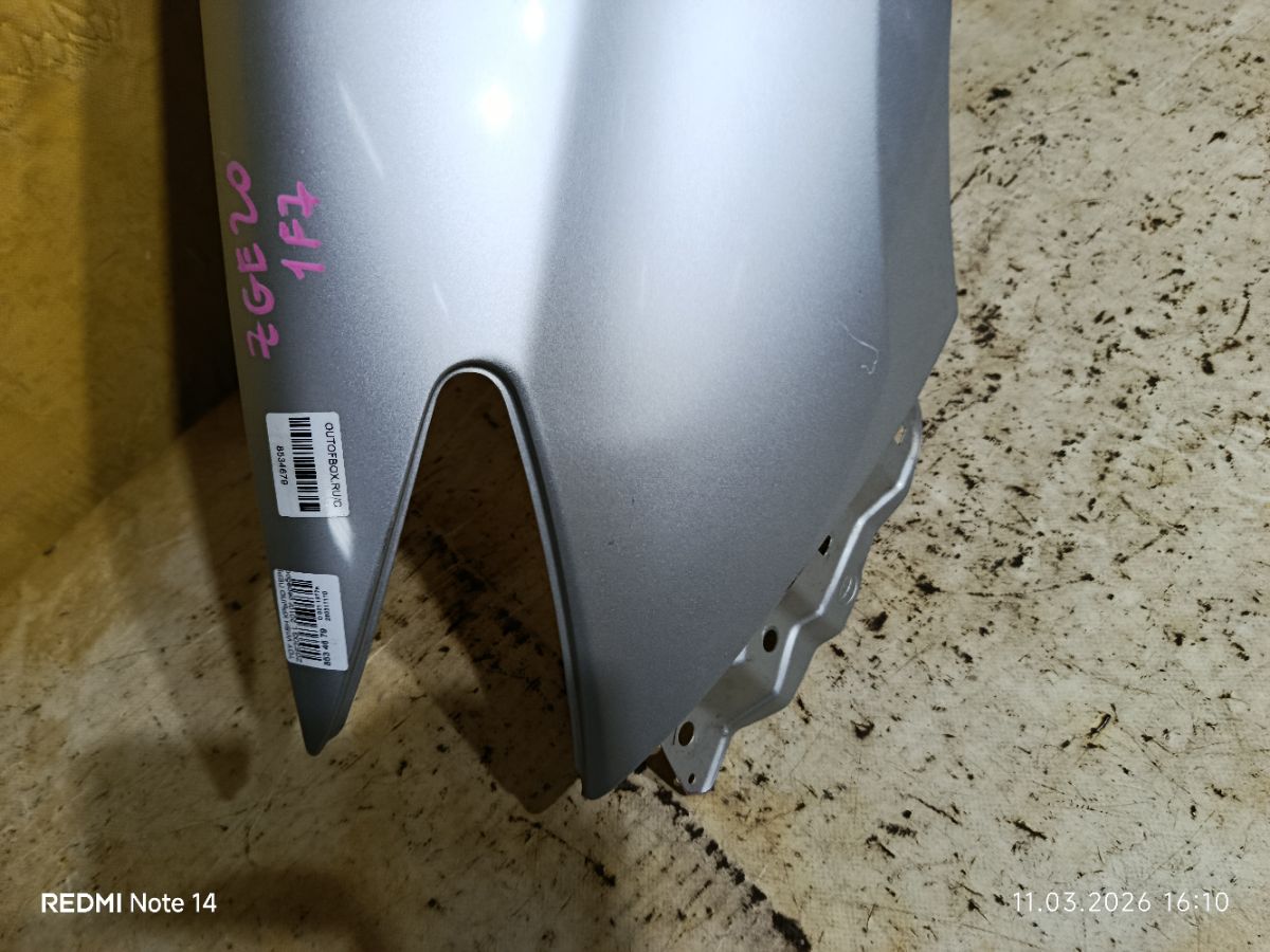 Крыло переднее на Toyota Wish ZGE20G Фото 8