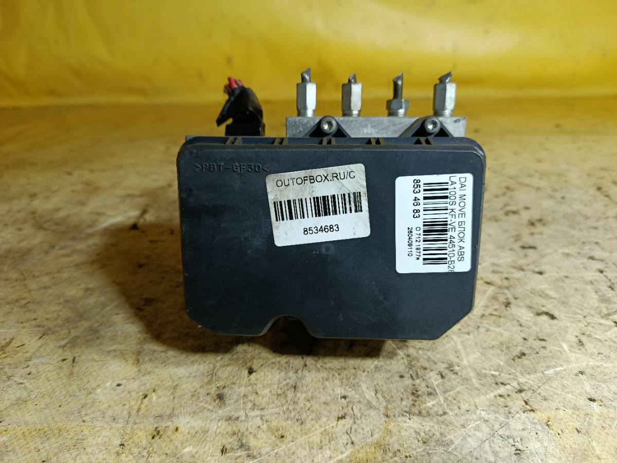 Блок ABS 44510-B2840, 89540-B2710 на Daihatsu Move LA100S KF-VE Фото 2