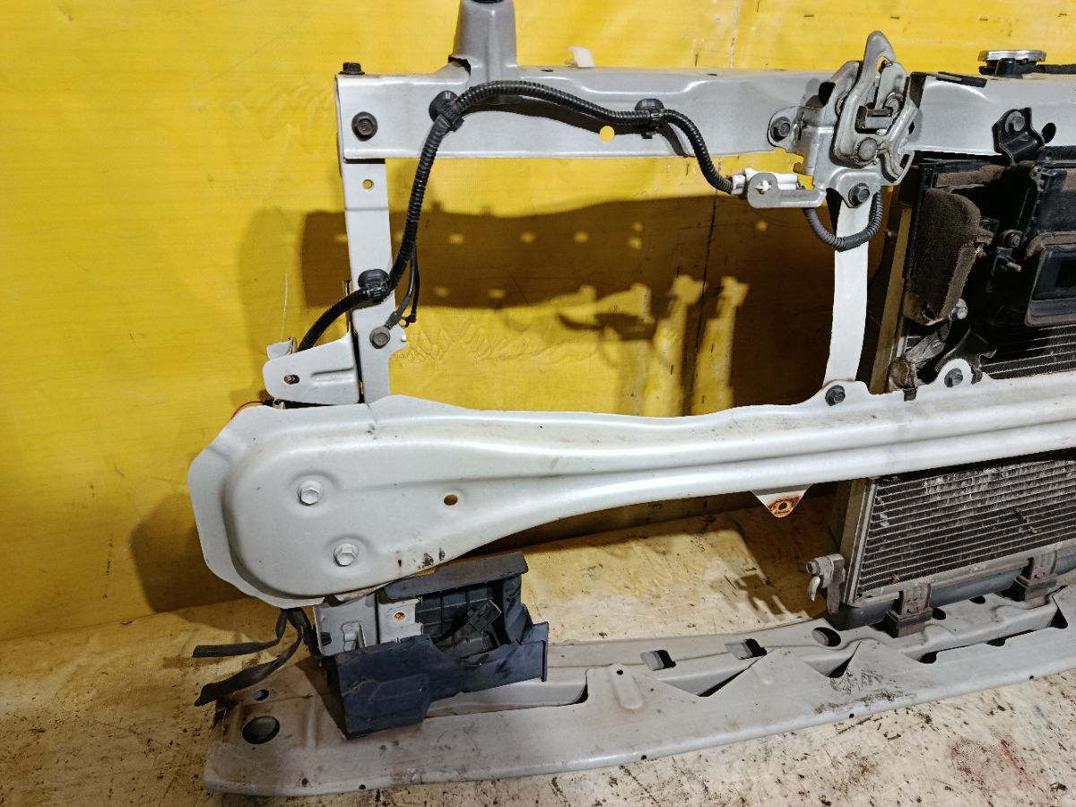 Телевизор на Daihatsu Move LA100S KF-VE Фото 4