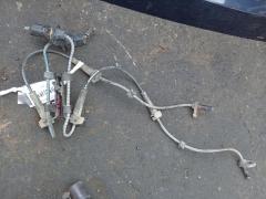 Датчик ABS на Honda Freed GB3 L15A, Переднее расположение