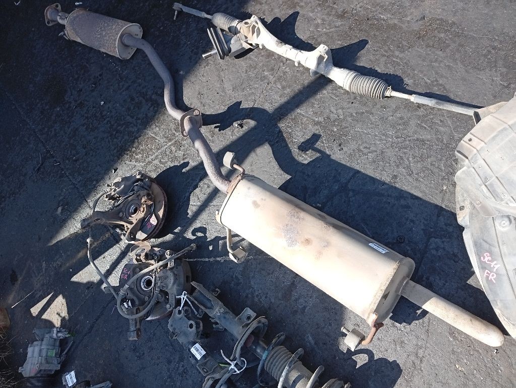 Глушитель на Nissan Tiida Latio SC11 HR15DE Фото 1