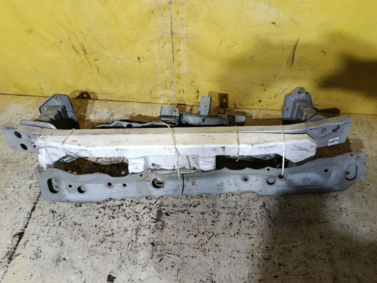 Жесткость бампера на Nissan Note E11 Фото 3