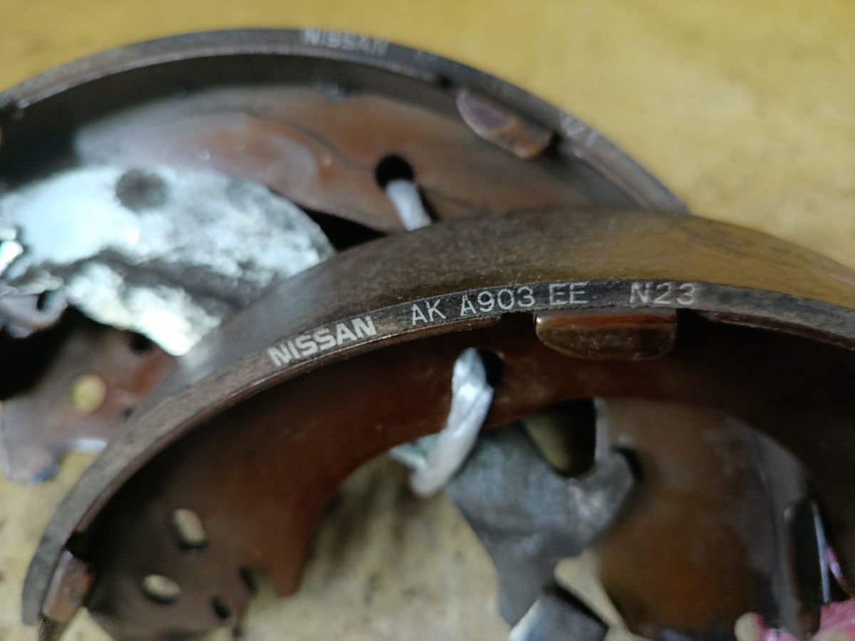 Тормозные колодки на Nissan Ad Van VY12 HR15DE Фото 3