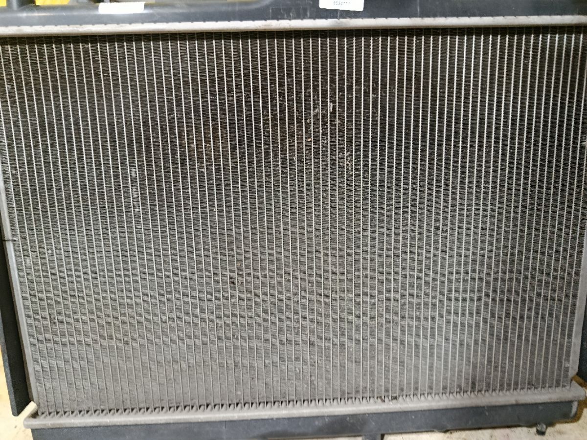 Радиатор ДВС на Nissan Ad Van VY12 HR15DE Фото 3