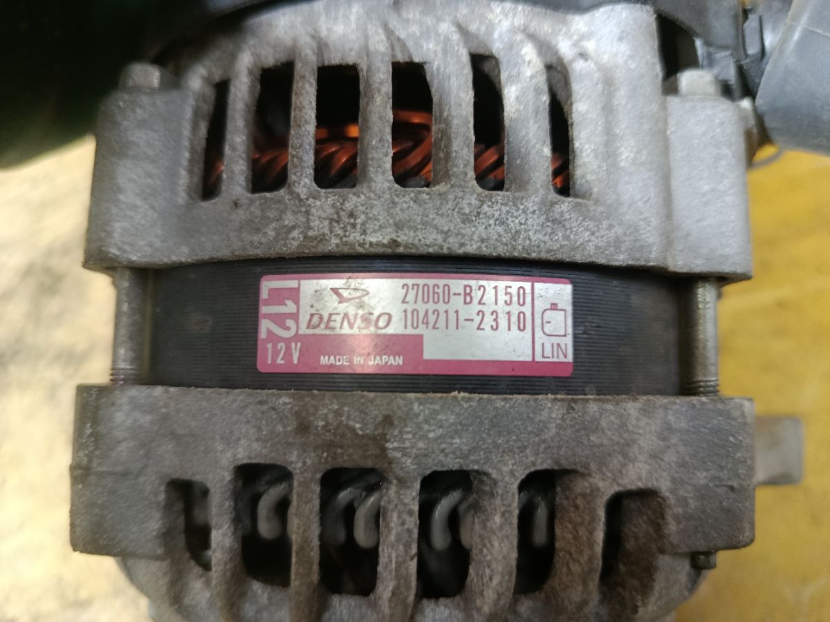 Генератор 27060-B2150 на Daihatsu Move LA150S KF-VE Фото 3