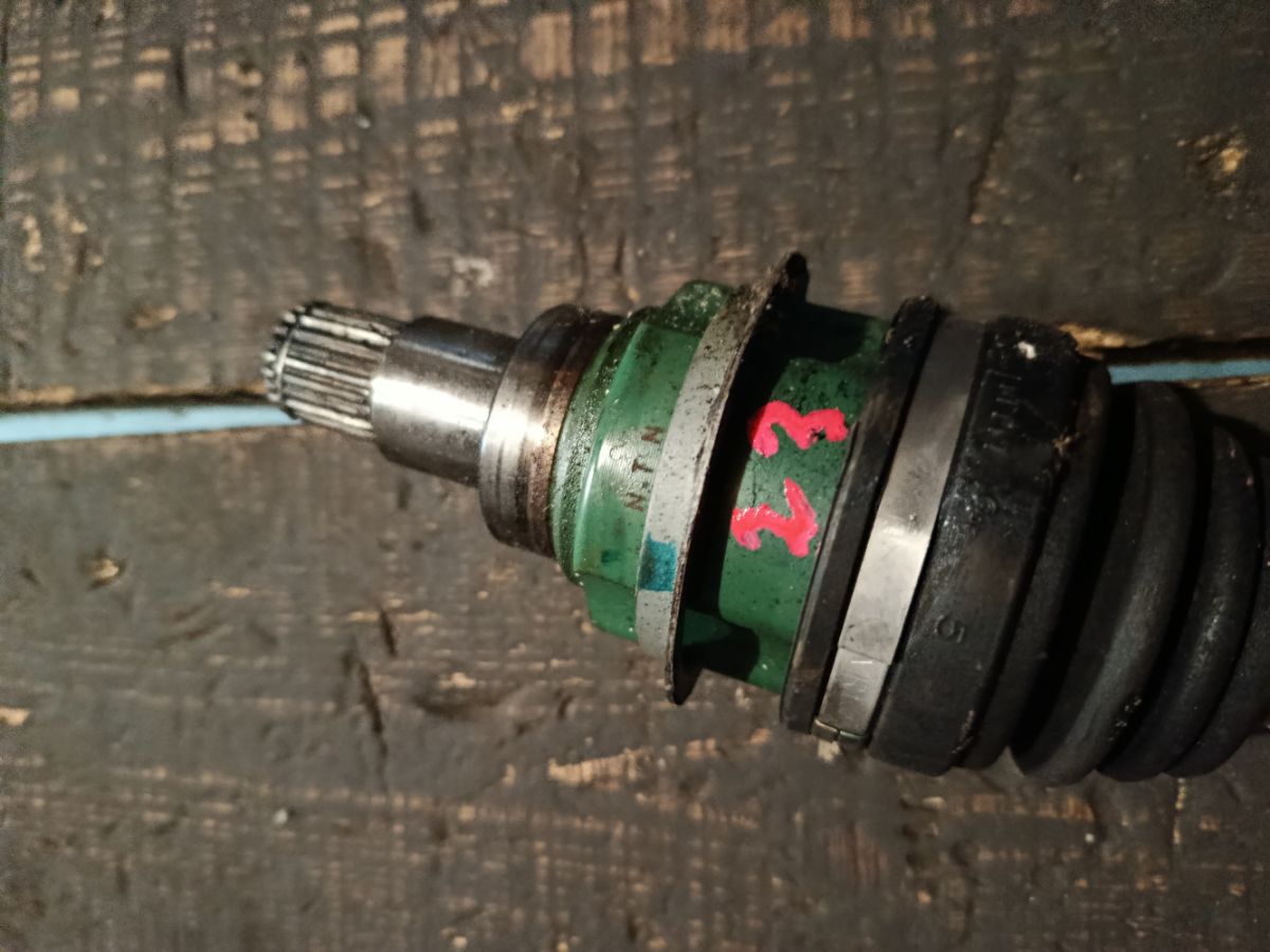 Привод на Daihatsu Move LA150S KF-VE Фото 5