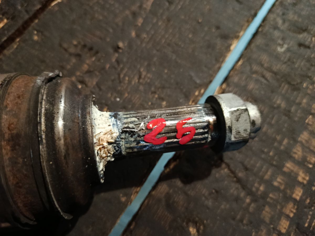 Привод на Daihatsu Move LA150S KF-VE Фото 6