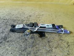 Домкрат на Suzuki Swift ZC72S Фото 2