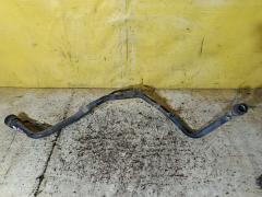 Заливная горловина топливного бака на Toyota Estima ACR40W 2AZ-FE Фото 3