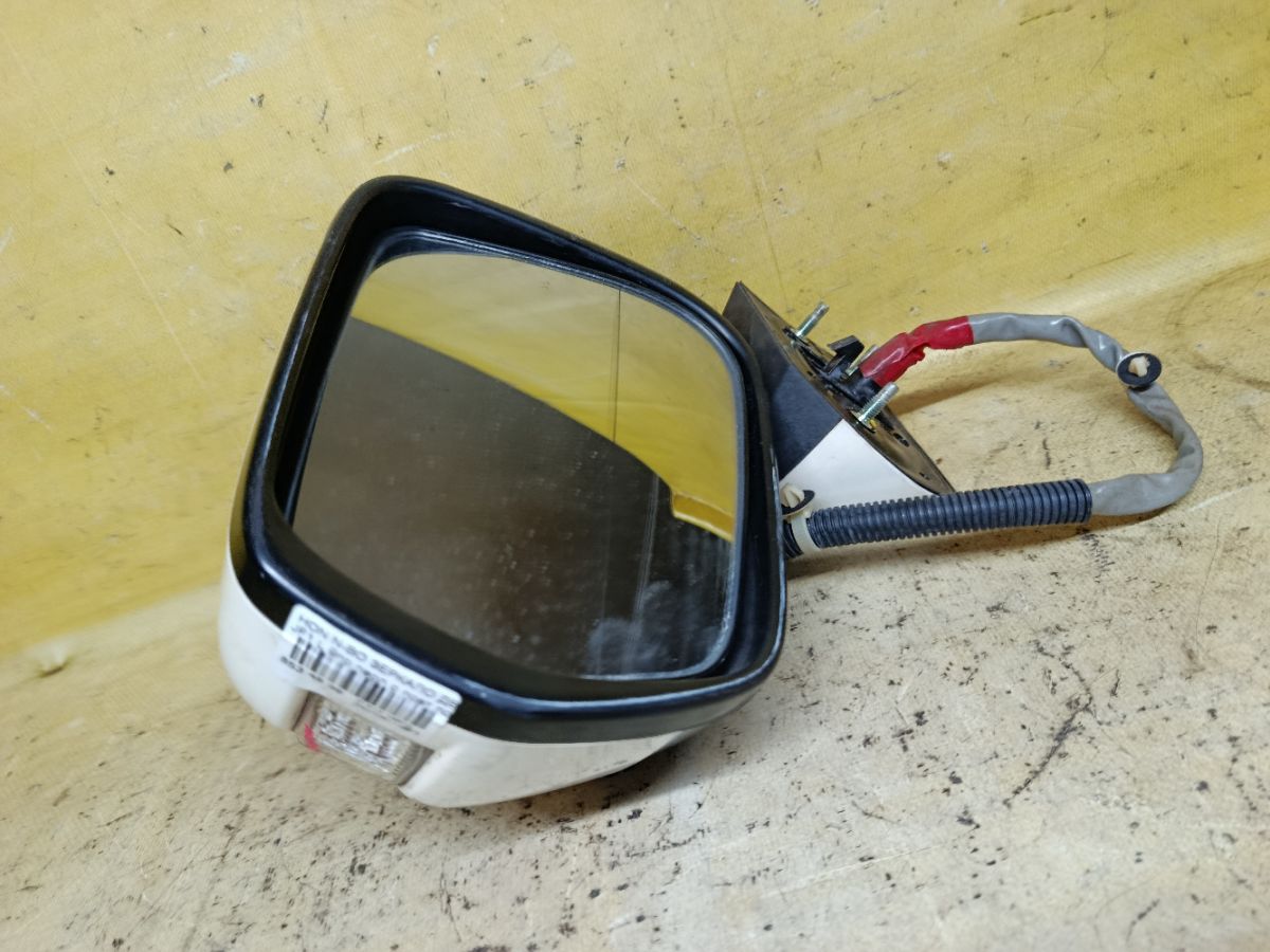Зеркало двери боковой на Honda N-Box JF1 Фото 6