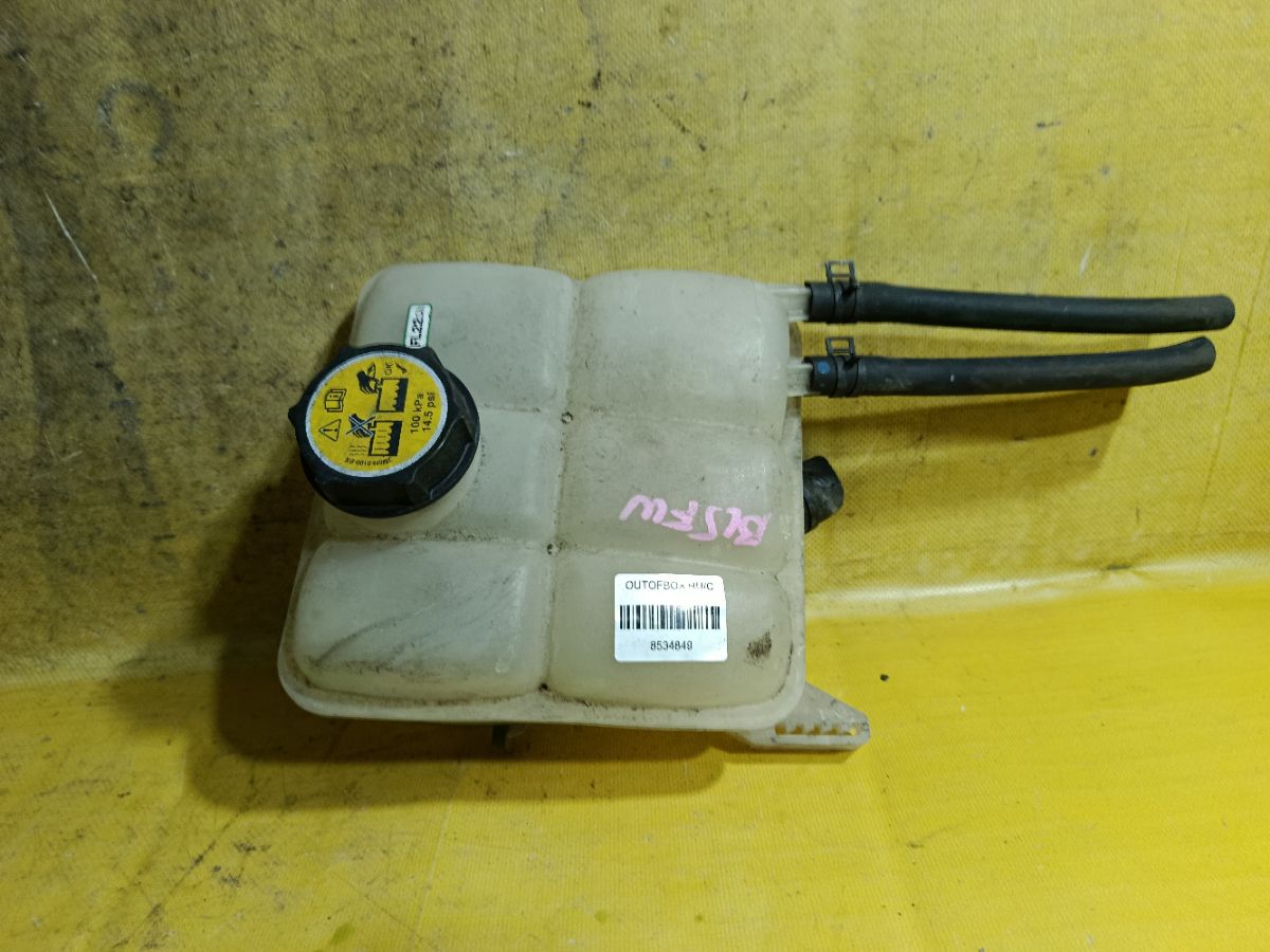 Бачок расширительный 8N61-8K218-AB на Mazda Axela BL5FW ZY-VE Фото 4