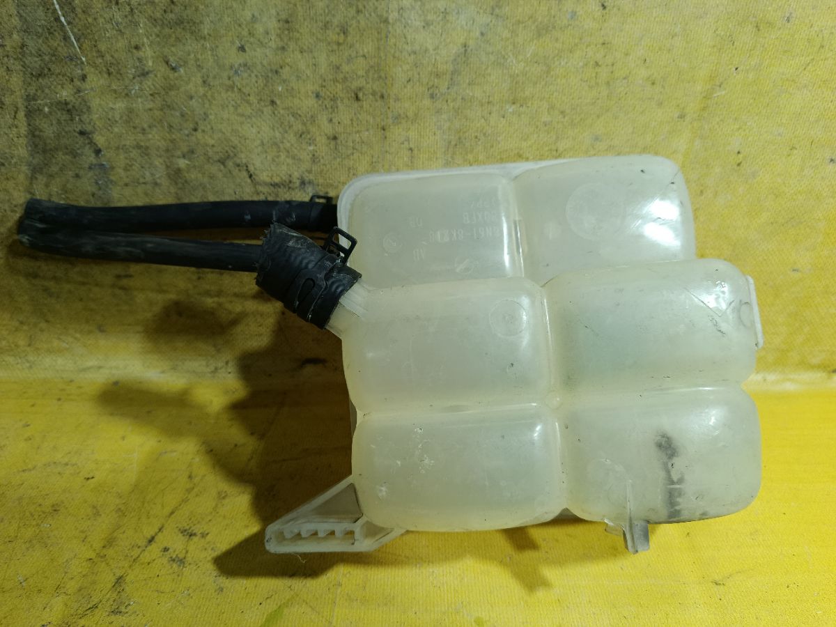 Бачок расширительный 8N61-8K218-AB на Mazda Axela BL5FW ZY-VE Фото 5