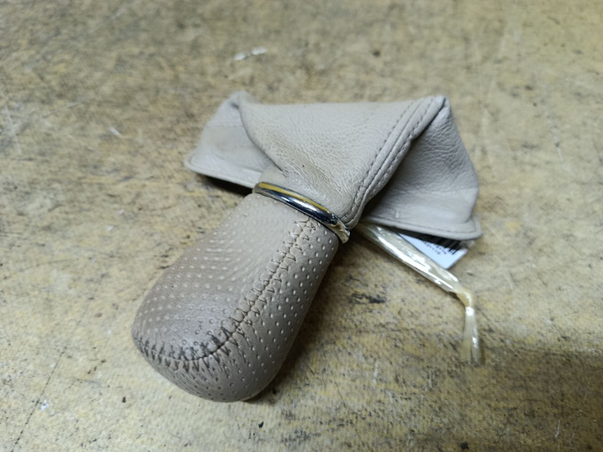 Ручка КПП на Nissan Fuga PY50 Фото 2