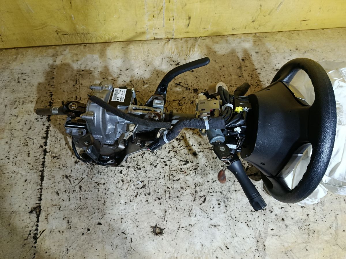 Рулевая колонка на Nissan Serena HC26 Фото 2