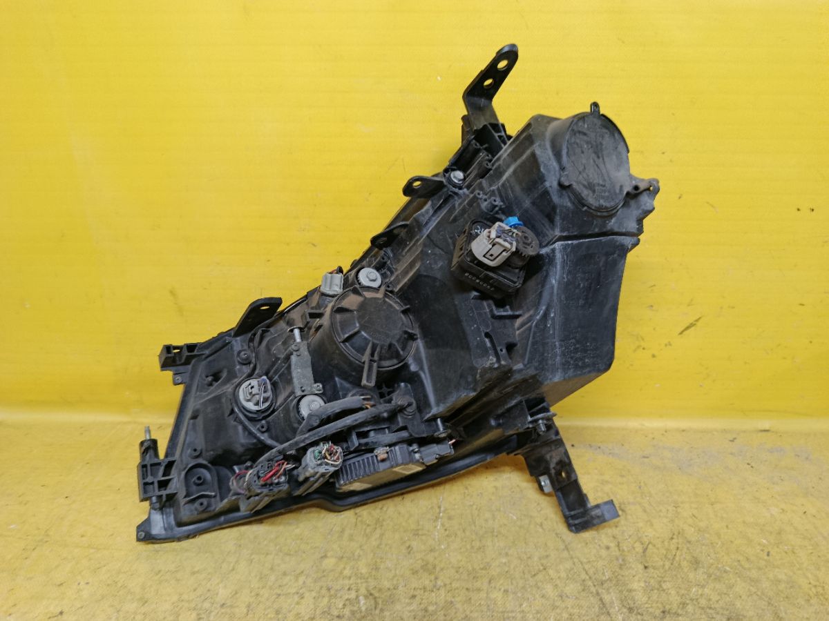 Фара P4770 P4770, на Nissan Fuga PY50 Фото 6