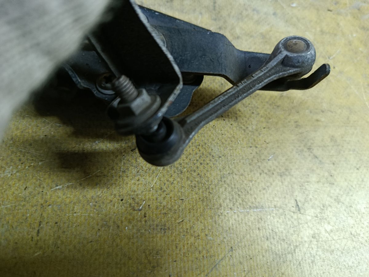 Датчик регулировки наклона фар на Nissan Fuga PY50 Фото 4