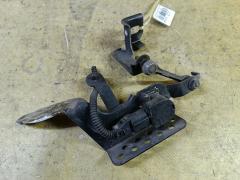 Датчик регулировки наклона фар на Nissan Fuga PY50 Фото 3