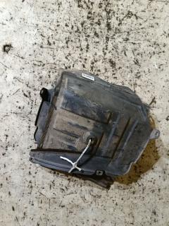 Подкрылок 65637-B1010 на Toyota Passo QNC10 K3-VE Фото 4