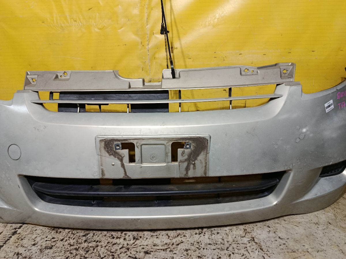 Бампер 52119-B1100 на Toyota Passo QNC10 Фото 4