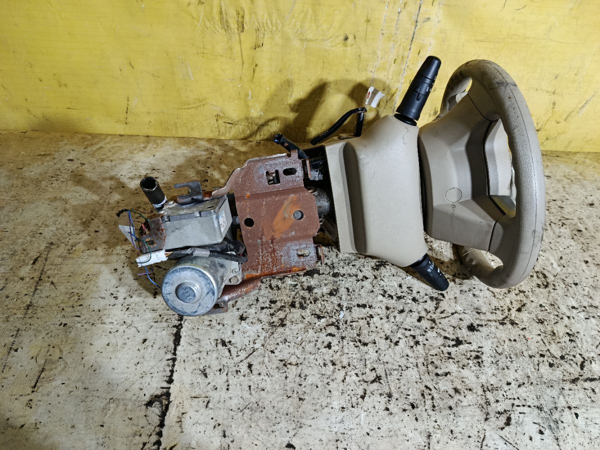 Рулевая колонка на Nissan Tiida Latio SC11 Фото 3