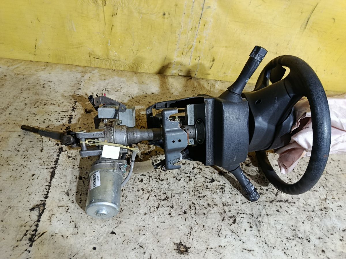 Рулевая колонка на Nissan March K13 Фото 3